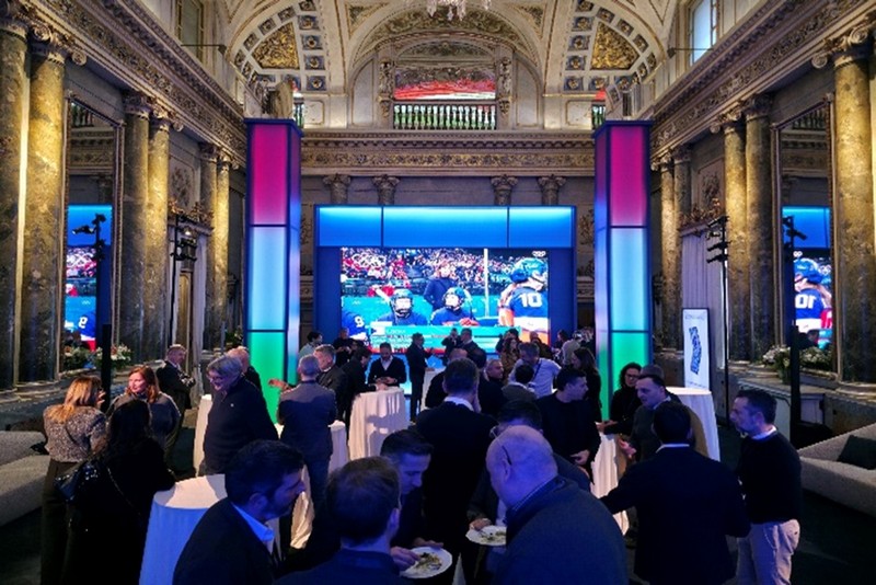 Samsung innov&aacute;ci&oacute;k a mil&aacute;n&oacute;&ndash;cortinai t&eacute;li olimpia m&ouml;g&ouml;tt: hogyan form&aacute;lta &aacute;t a technol&oacute;gia a sport&eacute;lm&eacute;nyt 2026-ban